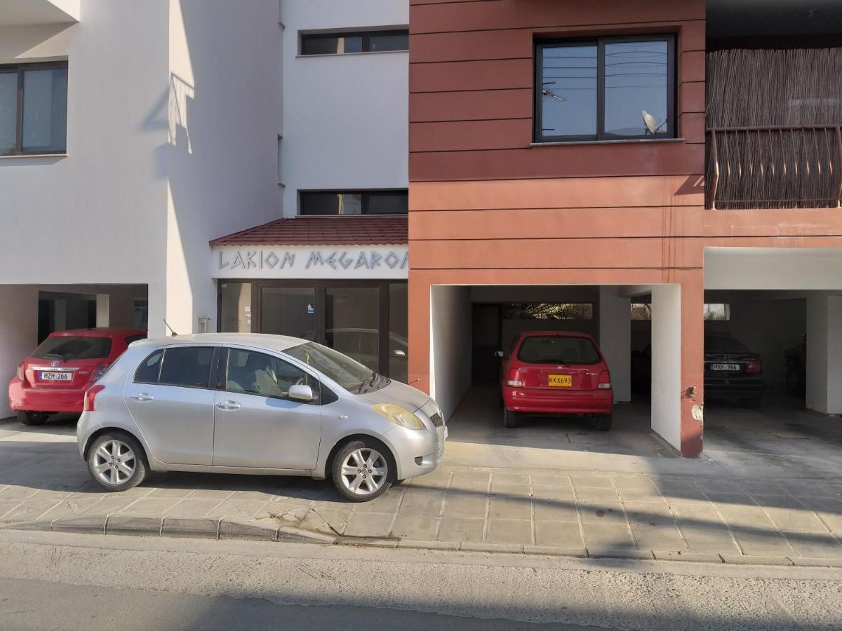 Horizon Luxury Apartment 4 Larnaca Bagian luar foto