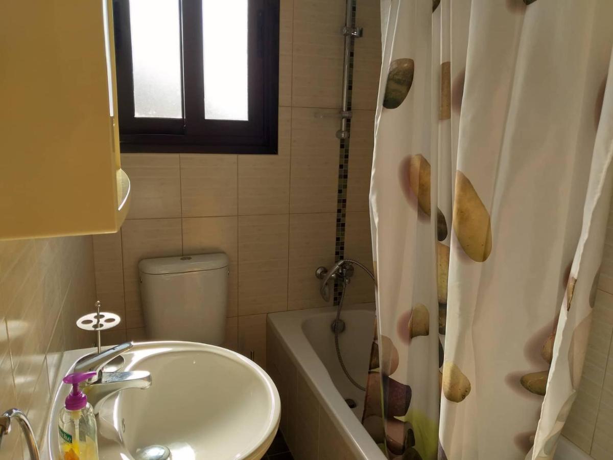 Horizon Luxury Apartment 4 Larnaca Bagian luar foto