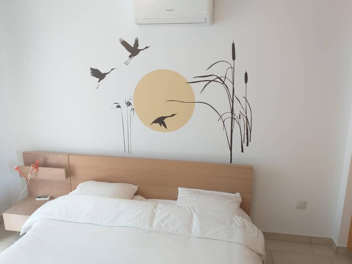 Horizon Luxury Apartment 4 Larnaca Bagian luar foto